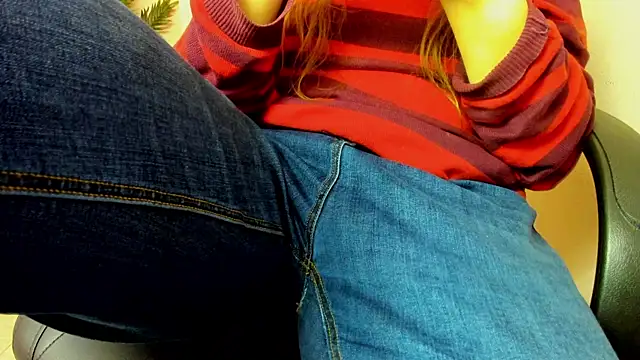 Snapshot of Persephoni chatting on 17, 2, 2025 Persephoni online show from 17, 2, 2025