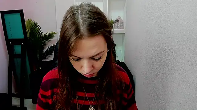 Snapshot of Persephoni chatting on 9, 3, 2025 Persephoni online show from 9, 3, 2025