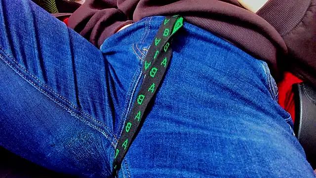 Snapshot of Persephoni chatting on 13, 3, 2025 Persephoni online show from 13, 3, 2025