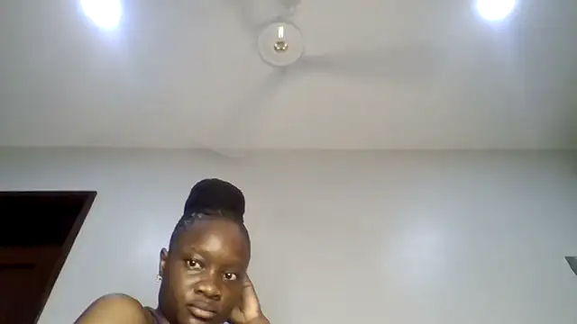 sweet sassy  online show from 15, 4, 2026