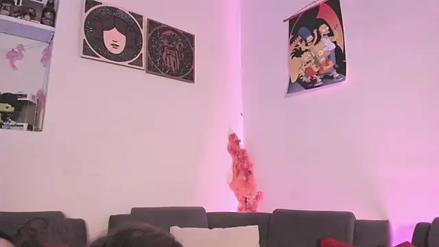 Snapshot of Agathaks chatting on 8, 11, 2025 Agathaks online show from 8, 11, 2025