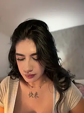 clarachanelricek online show from 3, 3, 2025