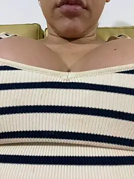 SophieBarnett online show from 20, 2, 2025