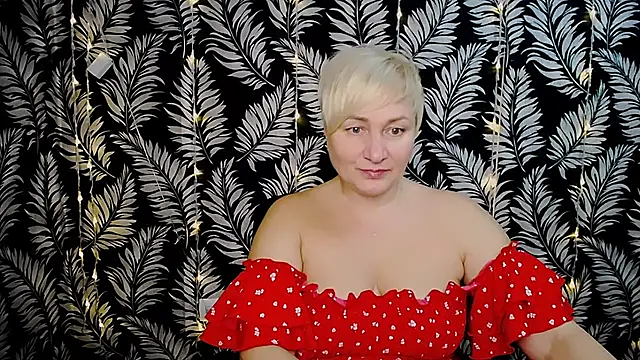 Olivia playful online show from 23, 1, 2025