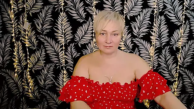 Olivia playful online show from 6, 3, 2025