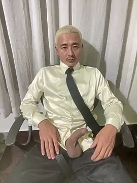 Satinshirt1992 online show from 10, 3, 2026