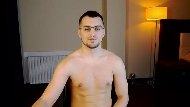 Snapshot of Friend12321 chatting on 13, 2, 2025 Friend12321 online show from 13, 2, 2025