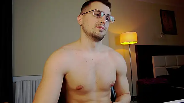 Snapshot of Friend12321 chatting on 11, 3, 2025 Friend12321 online show from 11, 3, 2025