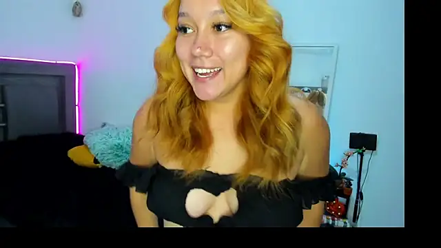 Cherrynoa online show from 26, 10, 2025