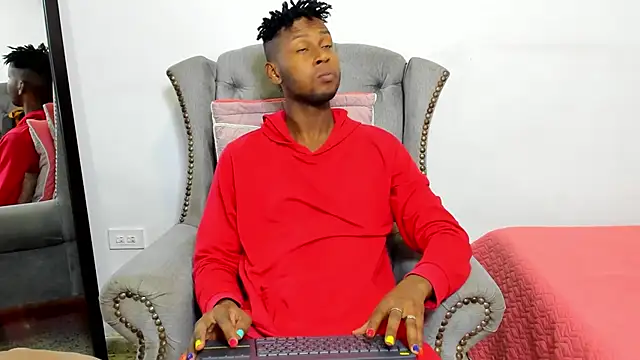 Snapshot of santhi_lee chatting on 6, 3, 2025 santhi lee online show from 6, 3, 2025