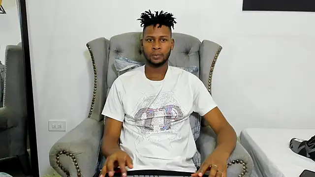 Snapshot of santhi_lee chatting on 15, 3, 2025 santhi lee online show from 15, 3, 2025