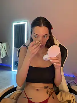 julia fly online show from 9, 4, 2026