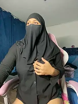 Snapshot of Jameela chatting on 11, 1, 2025 Jameela online show from 11, 1, 2025