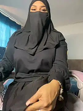 Snapshot of Jameela chatting on 4, 2, 2025 Jameela online show from 4, 2, 2025