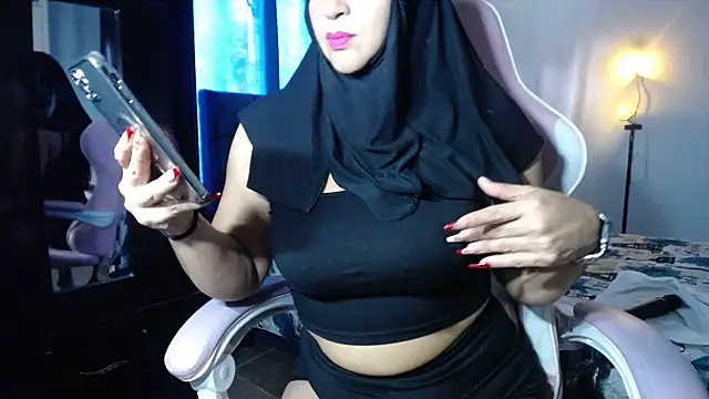 Snapshot of Jameela chatting on 7, 2, 2025 Jameela online show from 7, 2, 2025