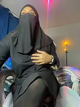 Snapshot of Jameela chatting on 11, 2, 2025 Jameela online show from 11, 2, 2025