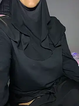 Snapshot of Jameela chatting on 13, 2, 2025 Jameela online show from 13, 2, 2025