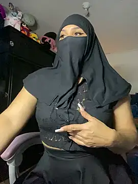 Snapshot of Jameela chatting on 27, 2, 2025 Jameela online show from 27, 2, 2025