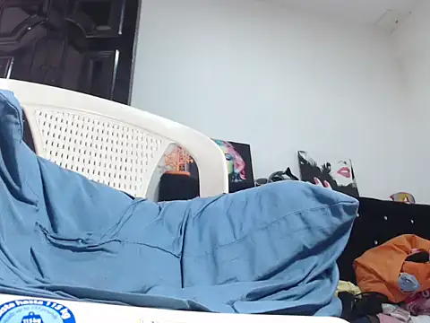 Snapshot of pamelabigcock69 chatting on 24, 9, 2025 pamelabigcock69 online show from 24, 9, 2025