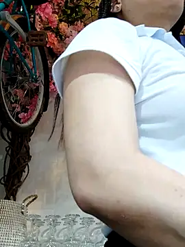 Dannacamila online show from 27, 2, 2026