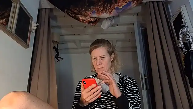 Snapshot of Lola_Belgium chatting on 30, 6, 2026 Lola Belgium online show from 30, 6, 2026