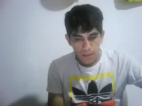 Snapshot of LarryCapija chatting on 30, 10, 2025 LarryCapija online show from 30, 10, 2025