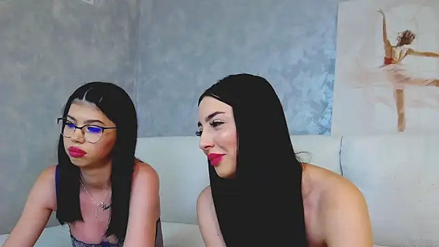 Snapshot of Sierra_Halle chatting on 17, 11, 2025 Sierra Halle online show from 17, 11, 2025