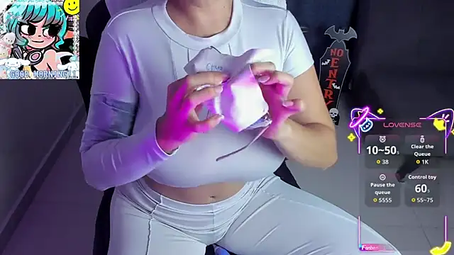 Snapshot of Roxy_clark chatting on 22, 10, 2025 Roxy clark online show from 22, 10, 2025