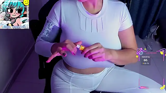 Roxy clark online show from 2, 2, 2026