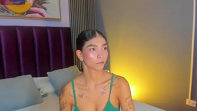 LauraAristizabal online show from 16, 5, 2026