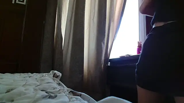 Snapshot of MINI_Petite chatting on 14, 5, 2026 MINI Petite online show from 14, 5, 2026