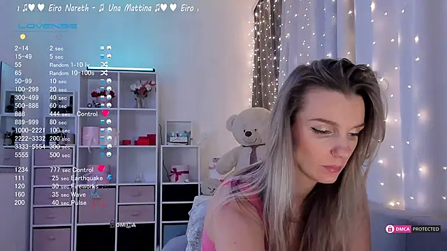 Karamelsw  online show from 1, 2, 2025