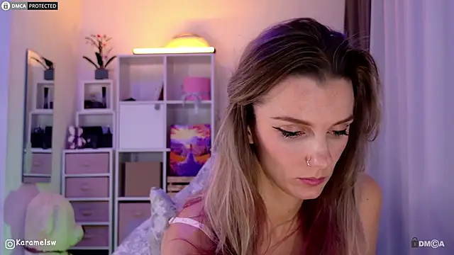 Karamelsw  online show from 2, 10, 2025