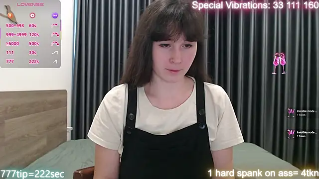 Snapshot of MaryHillx chatting on 14, 3, 2025 MaryHillx online show from 14, 3, 2025