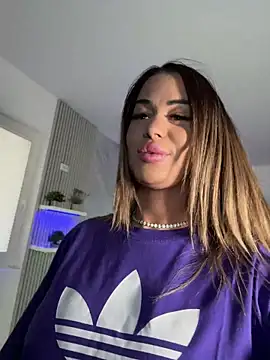 KirstieVegas online show from 25, 5, 2026