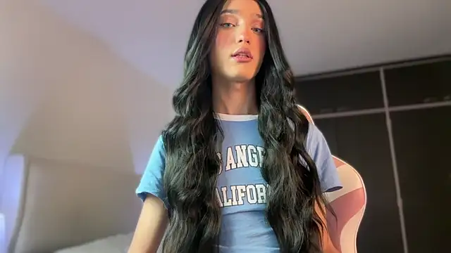 Snapshot of Ainhoads chatting on 20, 12, 2025 Ainhoads online show from 20, 12, 2025