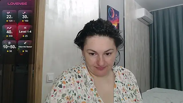 Stacy Davice online show from 29, 9, 2025