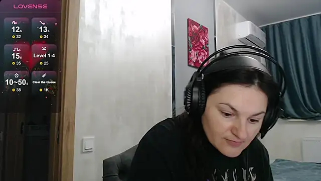 Stacy Davice online show from 17, 10, 2025