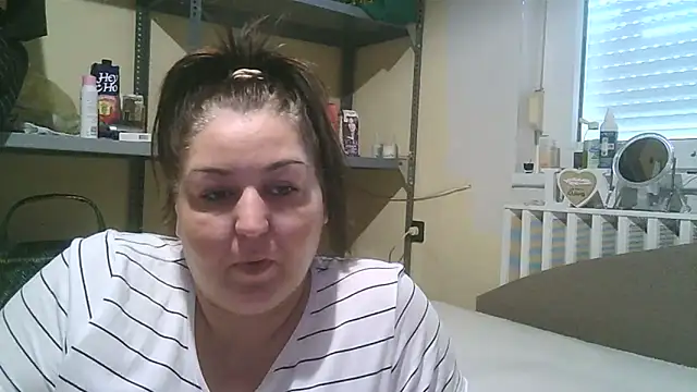 Snapshot of Mileva88 chatting on 6, 1, 2025 Mileva88 online show from 6, 1, 2025