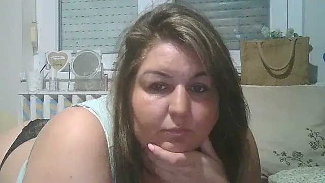 Snapshot of Mileva88 chatting on 18, 9, 2025 Mileva88 online show from 18, 9, 2025