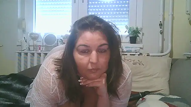 Snapshot of Mileva88 chatting on 13, 10, 2025 Mileva88 online show from 13, 10, 2025