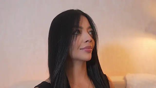 sarah hiill online show from 28, 11, 2025