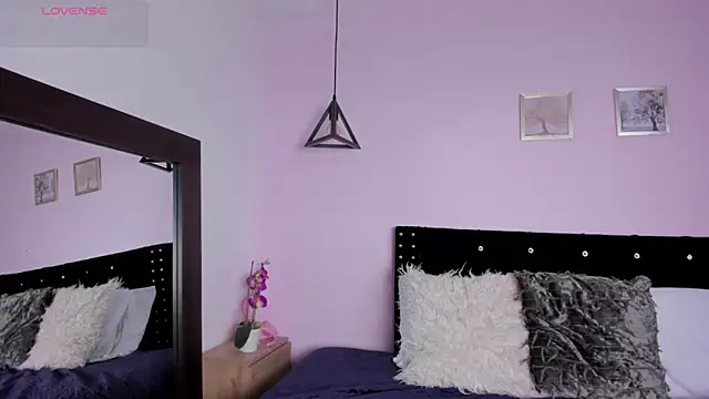 CeliWoods online show from 6, 11, 2025