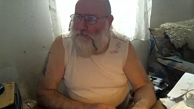 Snapshot of SexySantaC chatting on 3, 3, 2026 SexySantaC online show from 3, 3, 2026