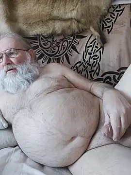 Snapshot of SexySantaC chatting on 6, 3, 2026 SexySantaC online show from 6, 3, 2026