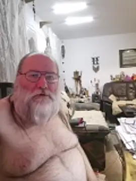 Snapshot of SexySantaC chatting on 31, 3, 2026 SexySantaC online show from 31, 3, 2026