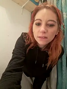 Snapshot of XLisaxx chatting on 6, 12, 2024 XLisaxx online show from 6, 12, 2024