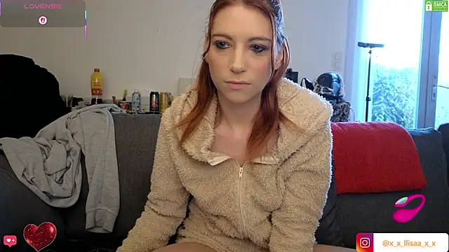 Snapshot of XLisaxx chatting on 8, 3, 2025 XLisaxx online show from 8, 3, 2025