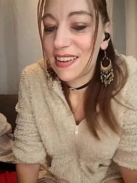 Snapshot of XLisaxx chatting on 22, 9, 2025 XLisaxx online show from 22, 9, 2025