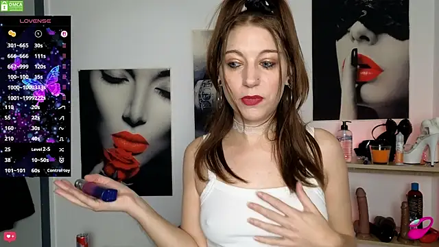 Snapshot of XLisaxx chatting on 16, 11, 2025 XLisaxx online show from 16, 11, 2025